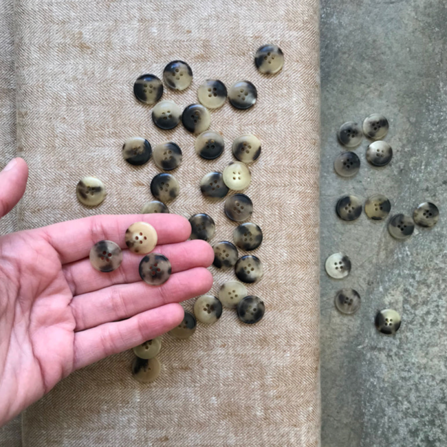 15mm Horn Buttons