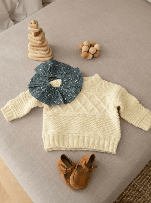 Guernsey Sweater Baby 2413 - 01