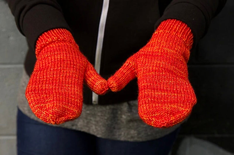Learn to Knit: The World's Simplest Mittens