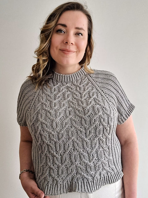 Diona Tee