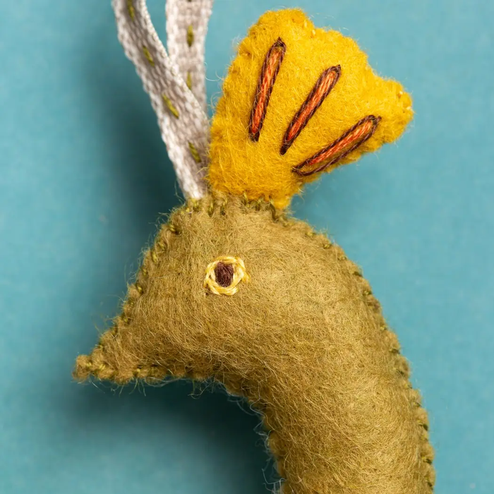 Folk Peacock Felt Craft Mini Kit