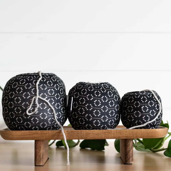 Little Black Dress | Cozy Cakes