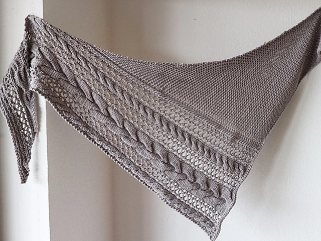 Intermediate: Cozy Winter Shawl (Melanie Meilinger)