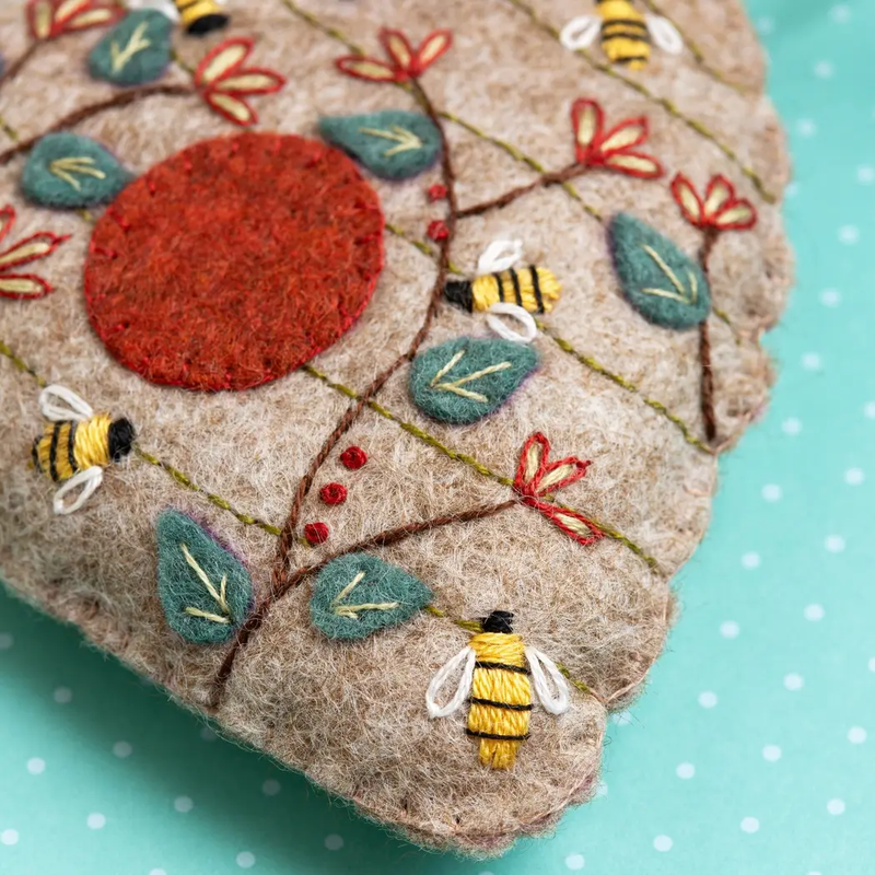Beehive Felt Craft Mini Kit