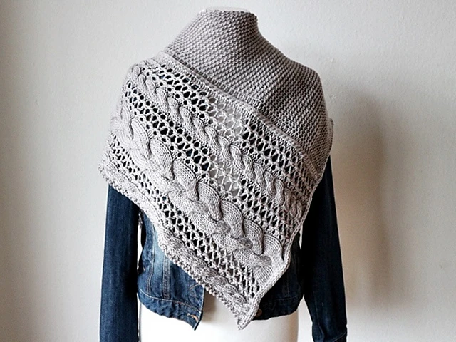 Intermediate: Cozy Winter Shawl (Melanie Meilinger)