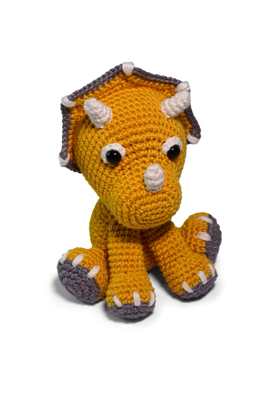 Baby Triceratops | CIrculo