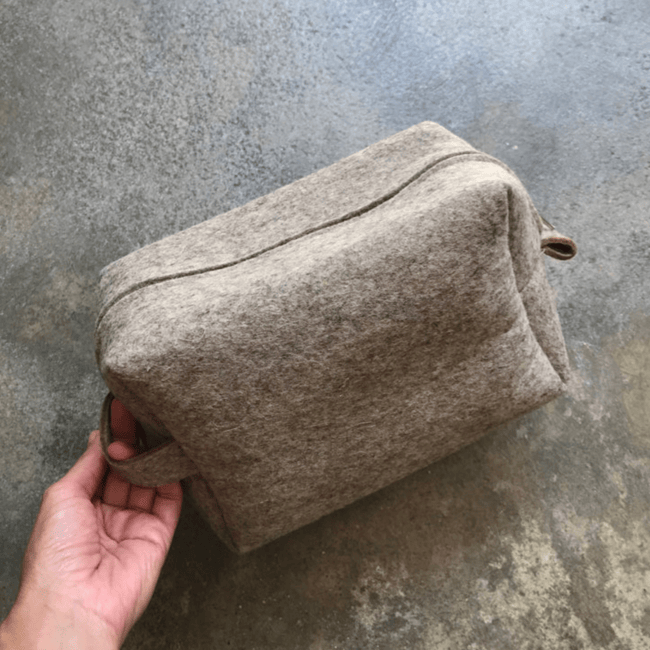 Wool Felt Travel Pouch | Rosa Pomar