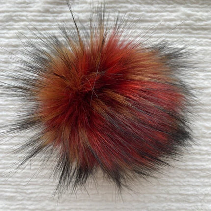 Mo Knits Luxe Faux Fur Pompoms