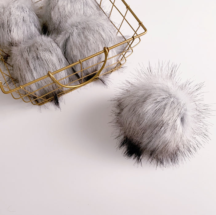 Canadian Linx Pompom